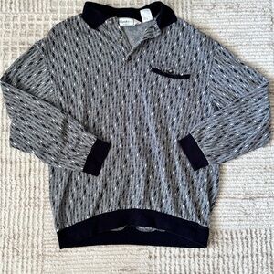 Clarks Men's Black and Gray Sweater